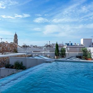 Hotel Well And Come Malaga